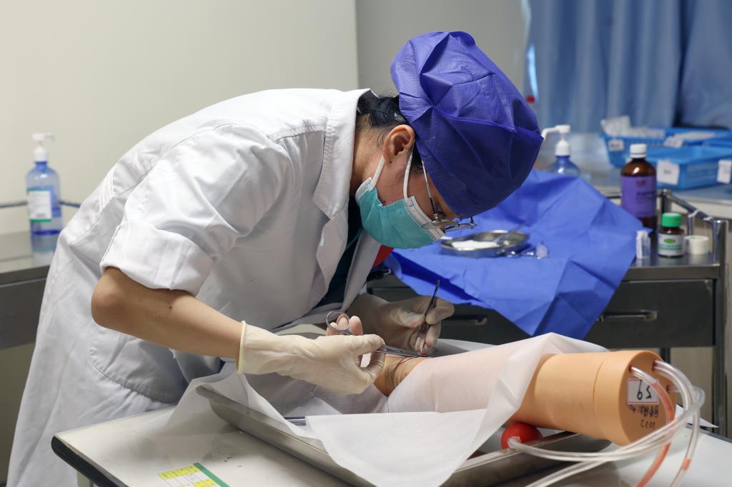 英国上市公司365